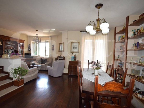 casa indipendente in vendita a Pianoro