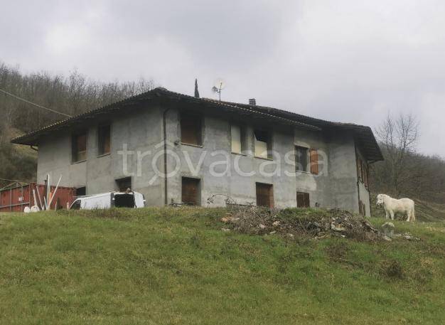 casa indipendente in vendita a Pianoro in zona Zena