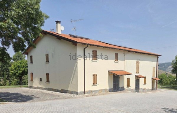 casa indipendente in vendita a Pianoro