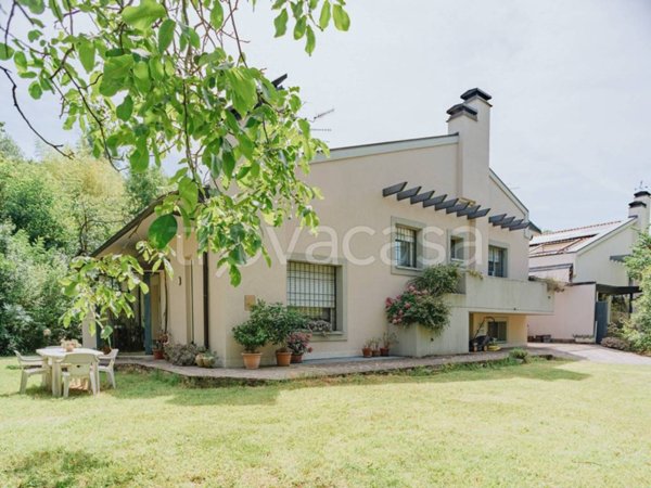 casa indipendente in vendita a Pianoro in zona Montecalvo