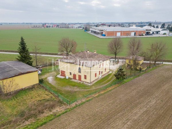 casa indipendente in vendita a Pieve di Cento