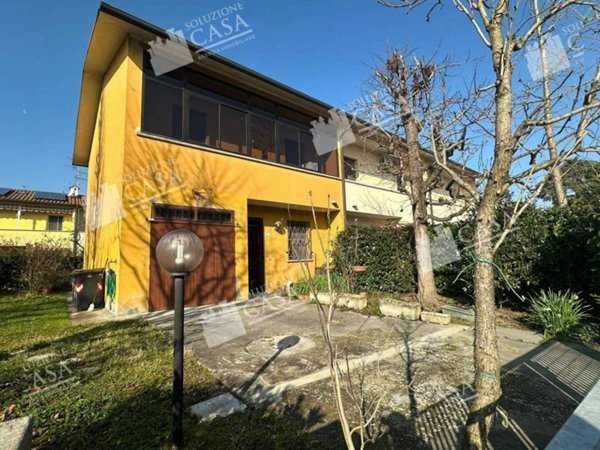 casa indipendente in vendita a Pieve di Cento