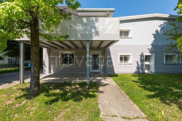 casa indipendente in vendita a Pieve di Cento