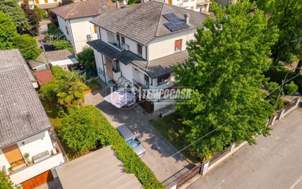 casa indipendente in vendita a Pieve di Cento