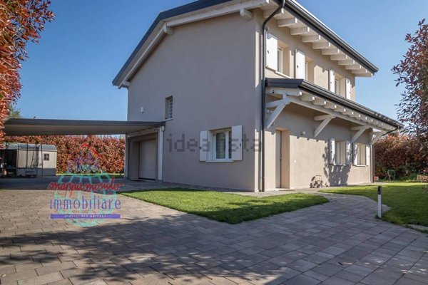 casa indipendente in vendita a Pieve di Cento