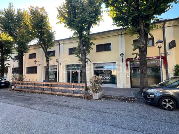 negozio in vendita a Pieve di Cento