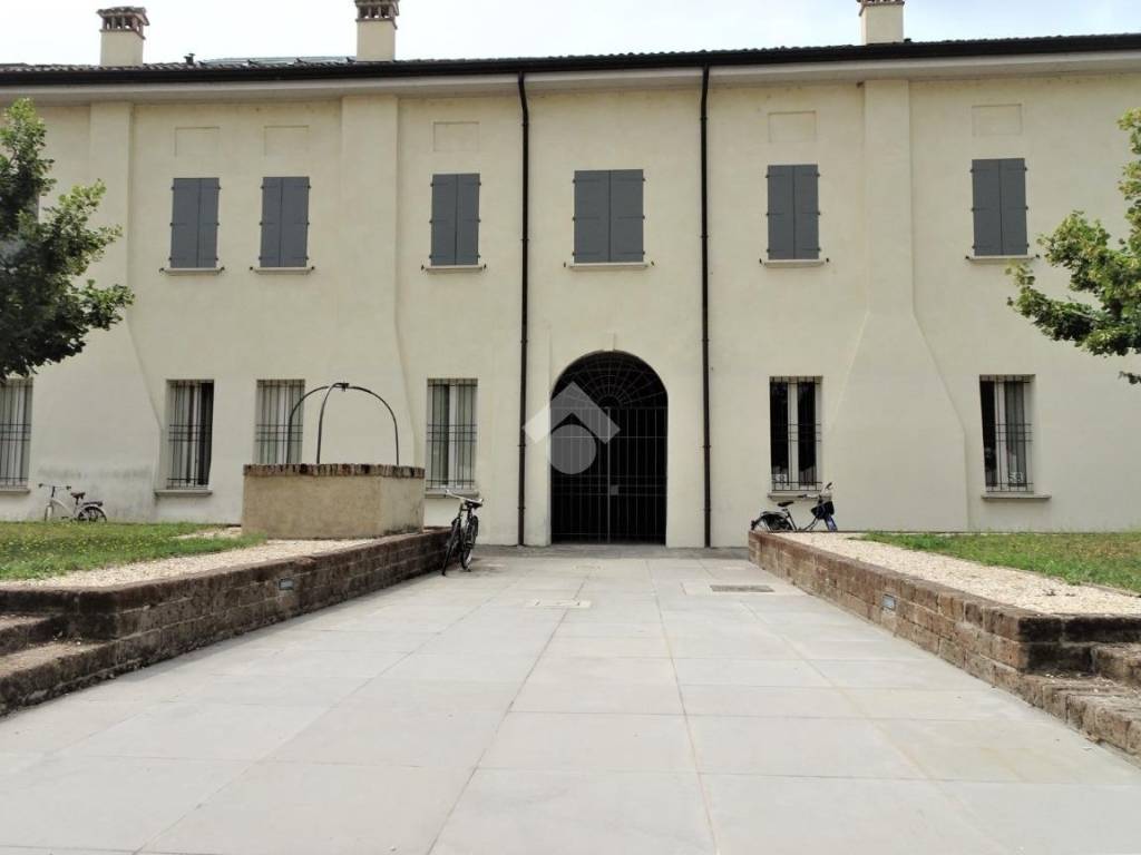 ufficio in vendita a Pieve di Cento