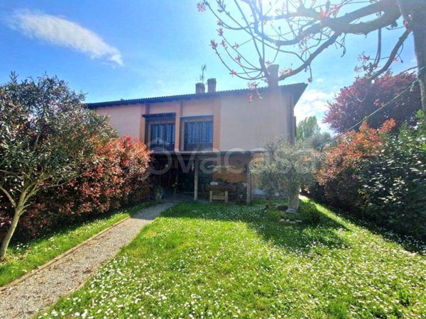 casa indipendente in vendita a Sala Bolognese in zona Osteria Nuova