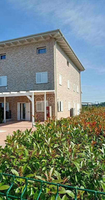 casa indipendente in vendita a Sala Bolognese in zona Osteria Nuova