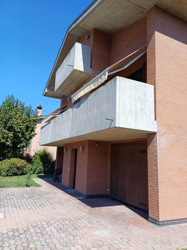 casa indipendente in vendita a Sala Bolognese in zona Sala