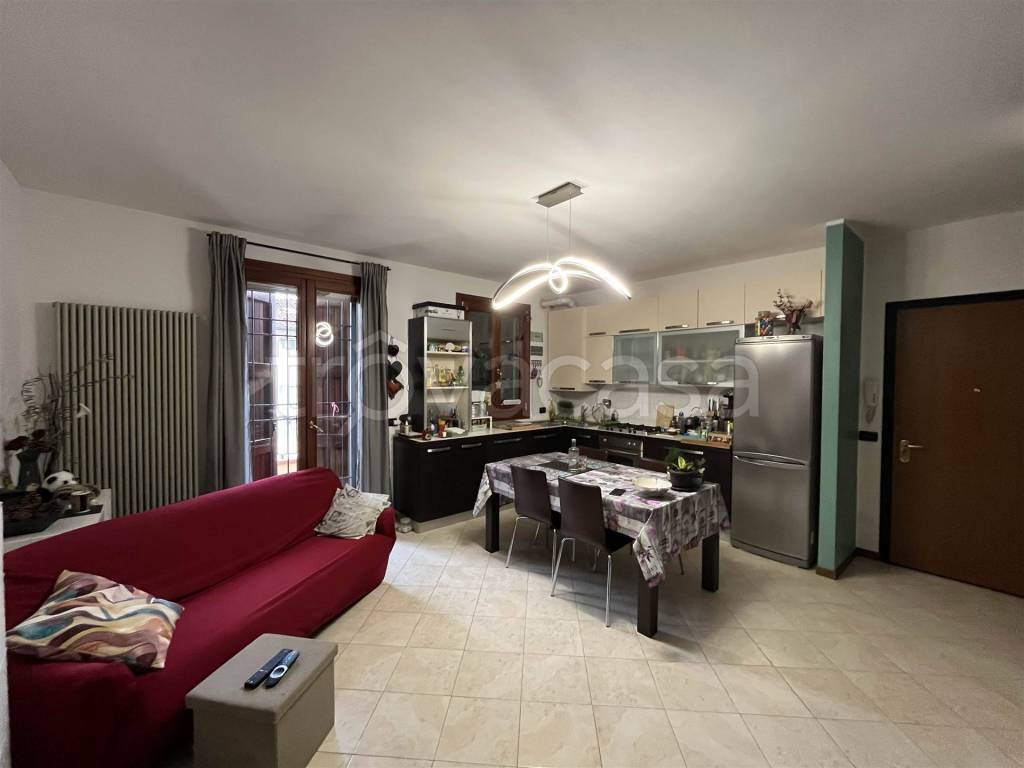 appartamento in vendita a Sala Bolognese in zona Osteria Nuova