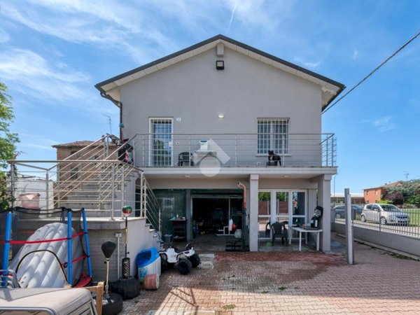 appartamento in vendita a Sala Bolognese in zona Sala