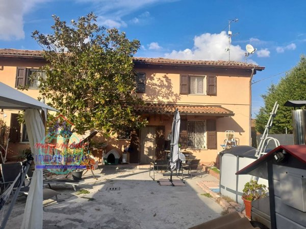 casa indipendente in vendita a Sala Bolognese in zona Padulle