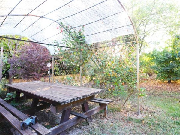 casa indipendente in vendita a Sala Bolognese in zona Sala