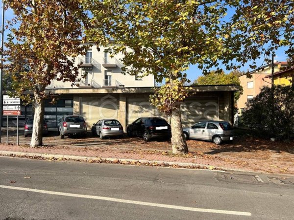 negozio in vendita a Sala Bolognese in zona Padulle