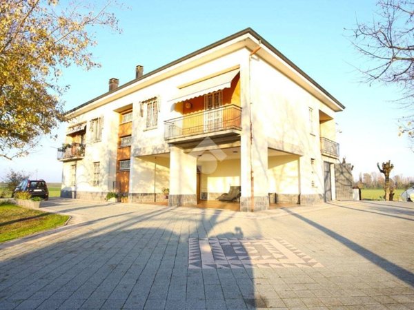 casa indipendente in vendita a Sala Bolognese in zona Bagno di Piano