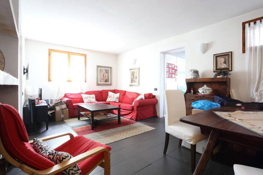 appartamento in vendita a Sala Bolognese in zona Osteria Nuova