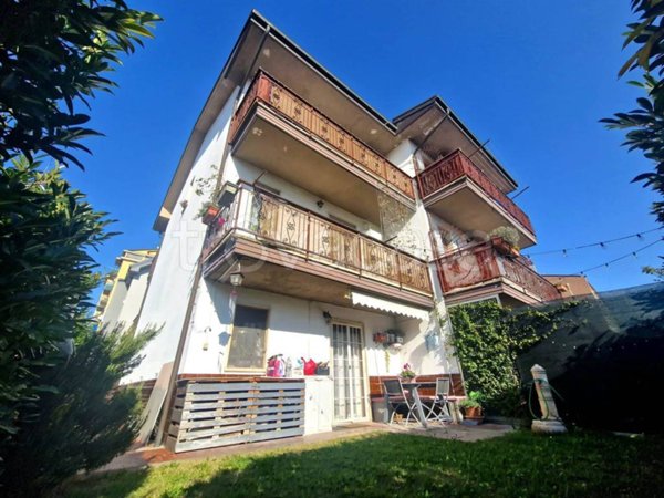 casa indipendente in vendita a Sala Bolognese in zona Osteria Nuova