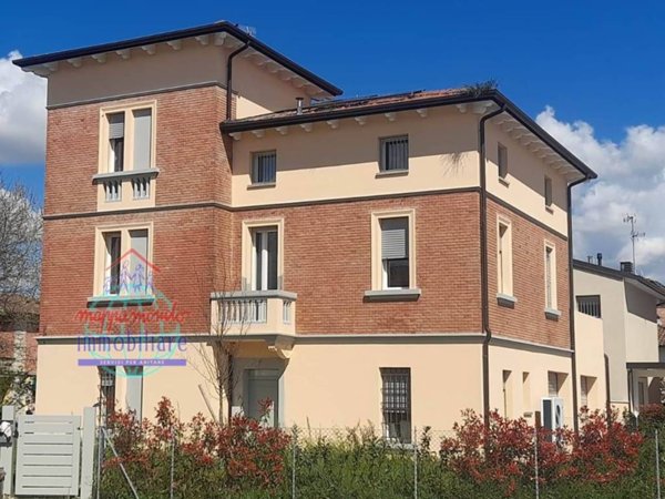 casa indipendente in vendita a Sala Bolognese in zona Padulle