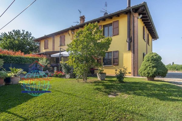 casa indipendente in vendita a Sala Bolognese in zona Padulle