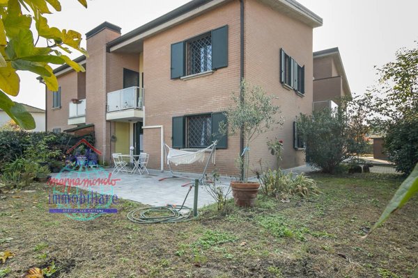 casa indipendente in vendita a Sala Bolognese in zona Padulle