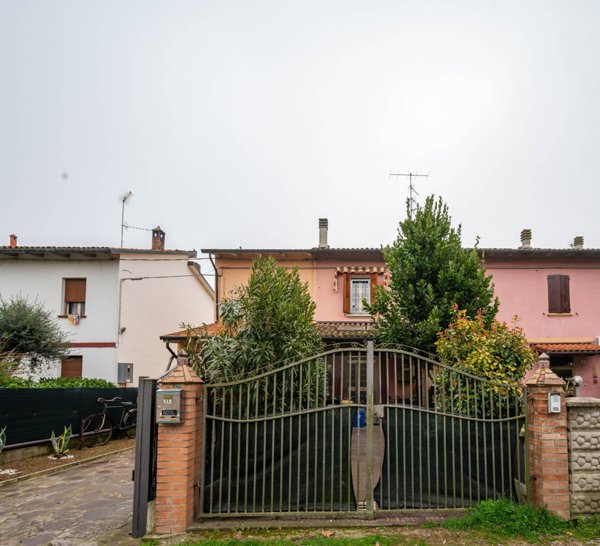 appartamento in vendita a Sala Bolognese in zona Padulle