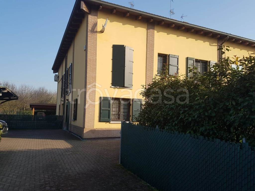 casa indipendente in vendita a Sala Bolognese in zona Padulle