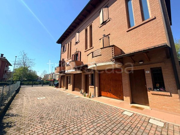 casa indipendente in vendita a Sala Bolognese in zona Padulle