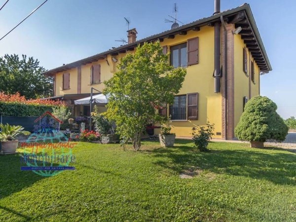 casa indipendente in vendita a Sala Bolognese in zona Padulle