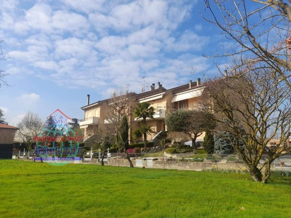 casa indipendente in vendita a Sala Bolognese in zona Osteria Nuova