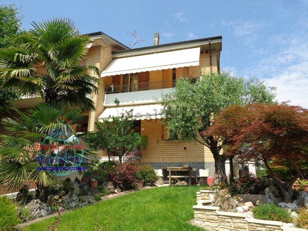 casa indipendente in vendita a Sala Bolognese in zona Padulle