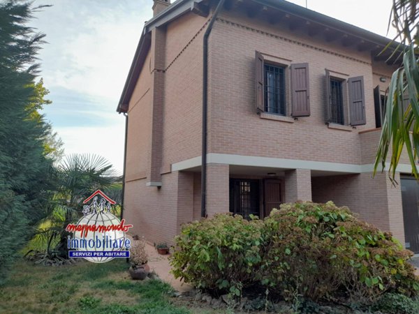 casa indipendente in vendita a Sala Bolognese in zona Padulle
