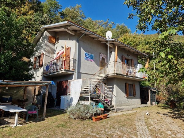 casa indipendente in vendita a San Benedetto Val di Sambro in zona Cedrecchia