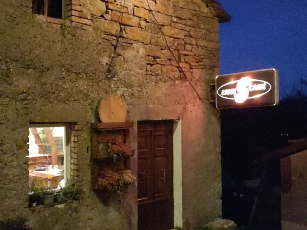 casa indipendente a San Benedetto Val di Sambro in zona Madonna dei Fornelli