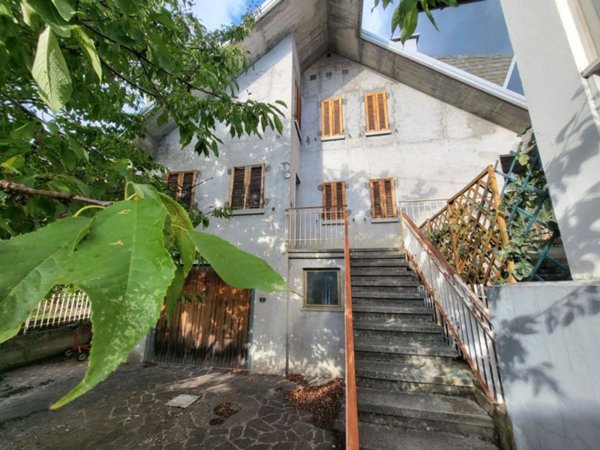 casa indipendente in vendita a San Benedetto Val di Sambro in zona Ripoli