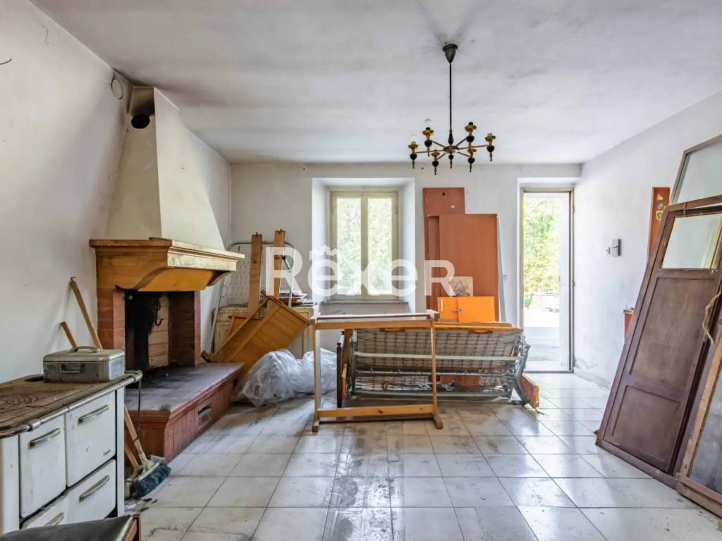 casa indipendente in vendita a San Benedetto Val di Sambro