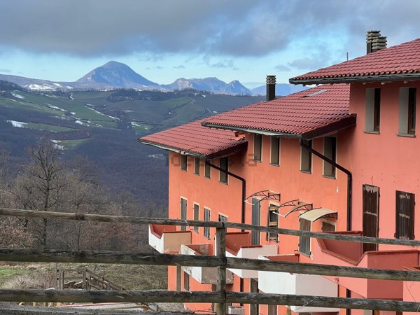 casa indipendente in vendita a San Benedetto Val di Sambro