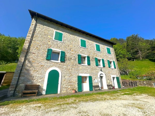 appartamento in vendita a San Benedetto Val di Sambro