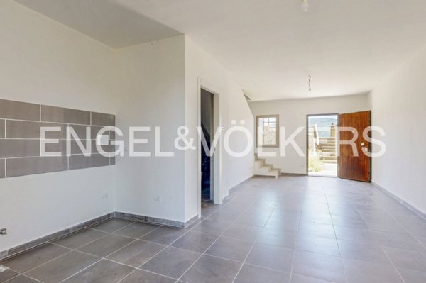 casa indipendente a San Benedetto Val di Sambro in zona Piano del Voglio