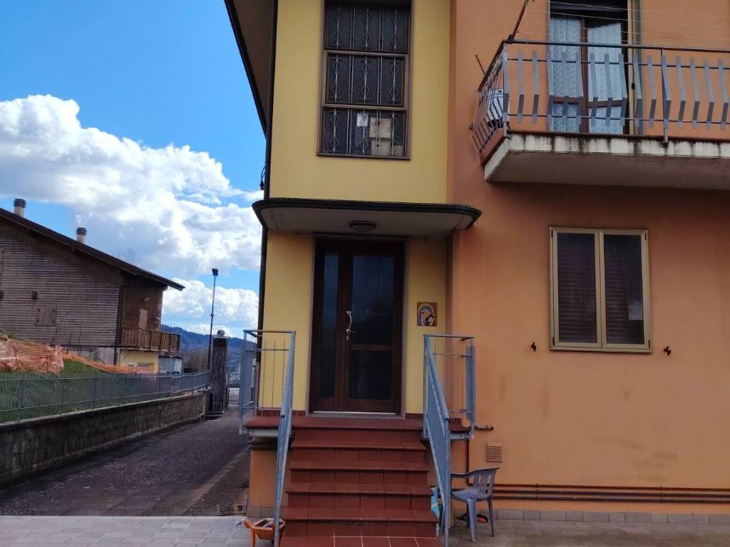 appartamento in vendita a San Benedetto Val di Sambro in zona Monte Fredente