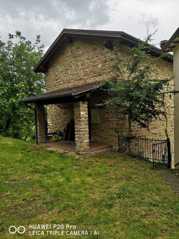 casale in vendita a San Benedetto Val di Sambro in zona Ripoli