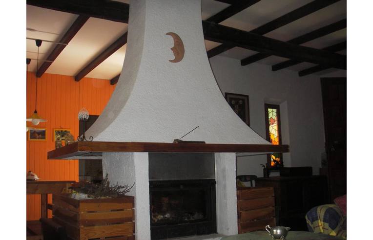 casa indipendente a San Benedetto Val di Sambro in zona Piano del Voglio