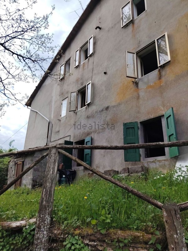 casa indipendente a San Benedetto Val di Sambro in zona Castel dell'Alpi