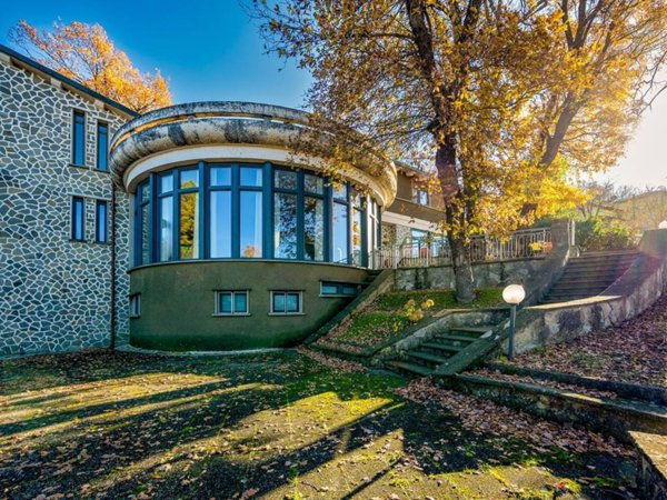 casa indipendente in vendita a San Benedetto Val di Sambro