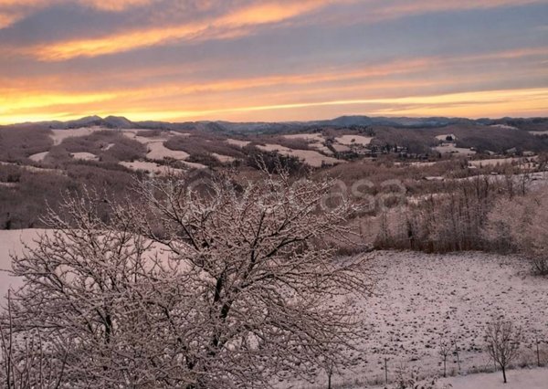 casa indipendente a San Benedetto Val di Sambro in zona Madonna dei Fornelli