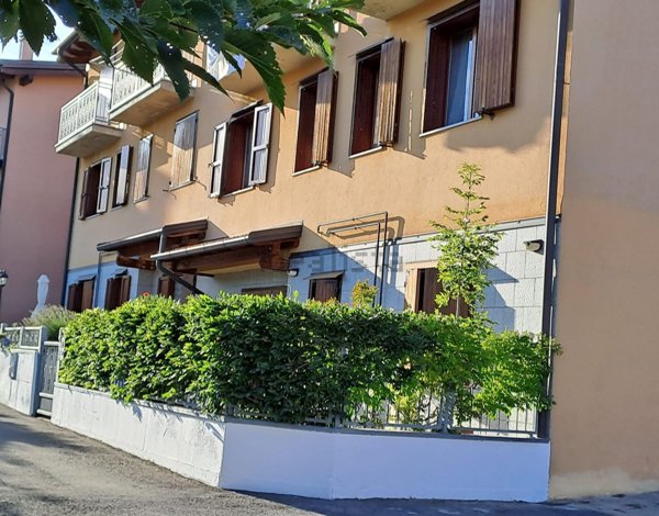 appartamento a San Benedetto Val di Sambro in zona Madonna dei Fornelli