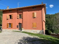 appartamento in vendita a San Benedetto Val di Sambro in zona Ripoli