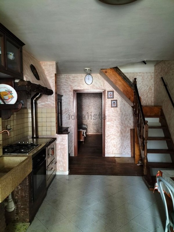 appartamento in vendita a San Benedetto Val di Sambro in zona Piano del Voglio