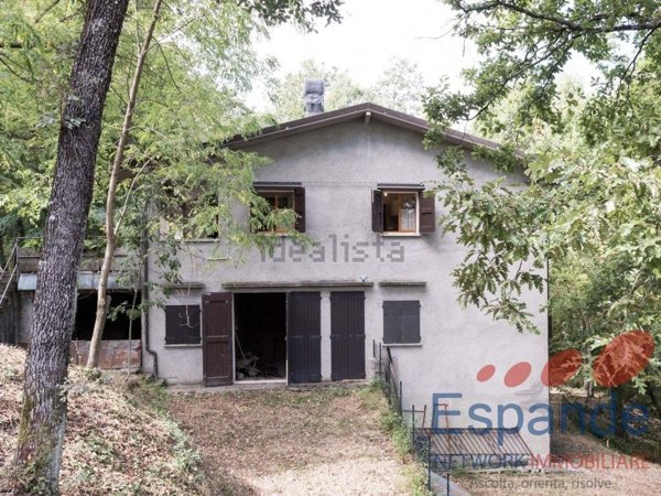 pentavano in vendita a San Benedetto Val di Sambro