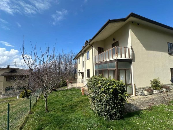 appartamento a San Benedetto Val di Sambro in zona Madonna dei Fornelli